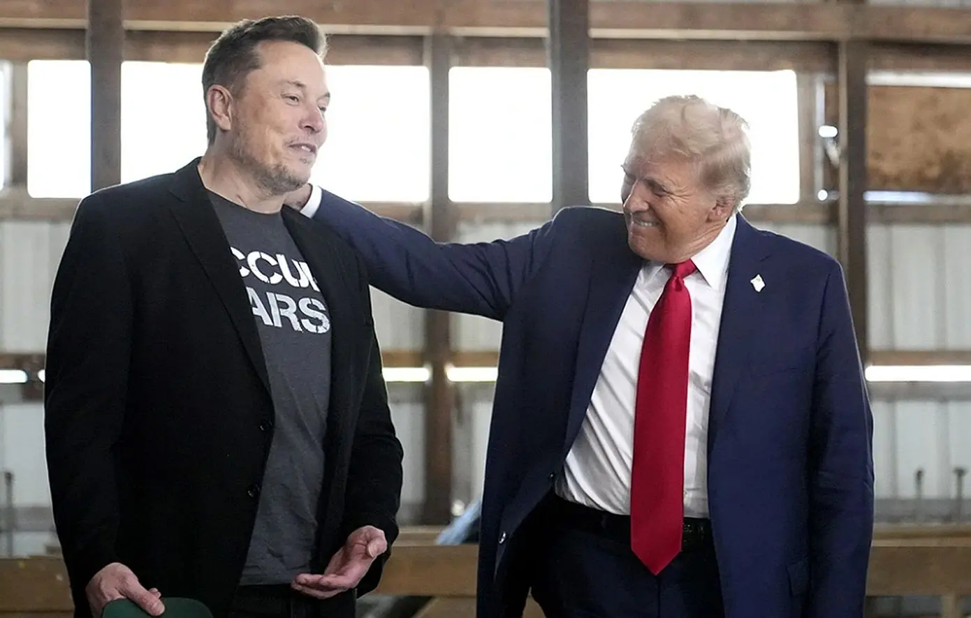 Ο Τραμπ ψήφισε … Μασκ – Στηρίζει, λέει, το πρόγραμμα βίζας εργασίας Η-1Β