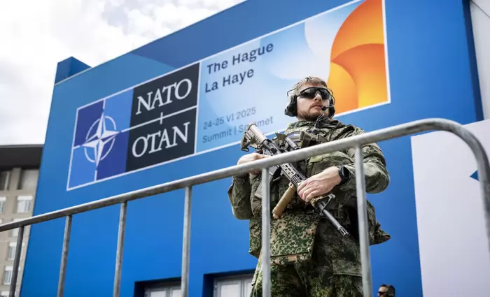 ΝΑΤΟ: Ιστορική συμφωνία για 5% του ΑΕΠ στις αμυντικές δαπάνες