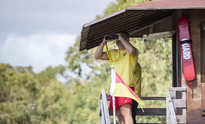 Σε διαμαρτυρία κατέρχονται σήμερα οι επαγγελματίες ναυαγοσώστες
