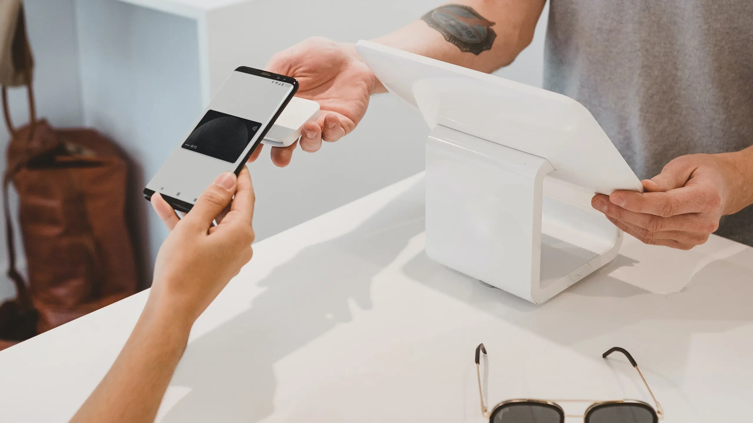 Τραπεζικές συναλλαγές χωρίς...τράπεζες