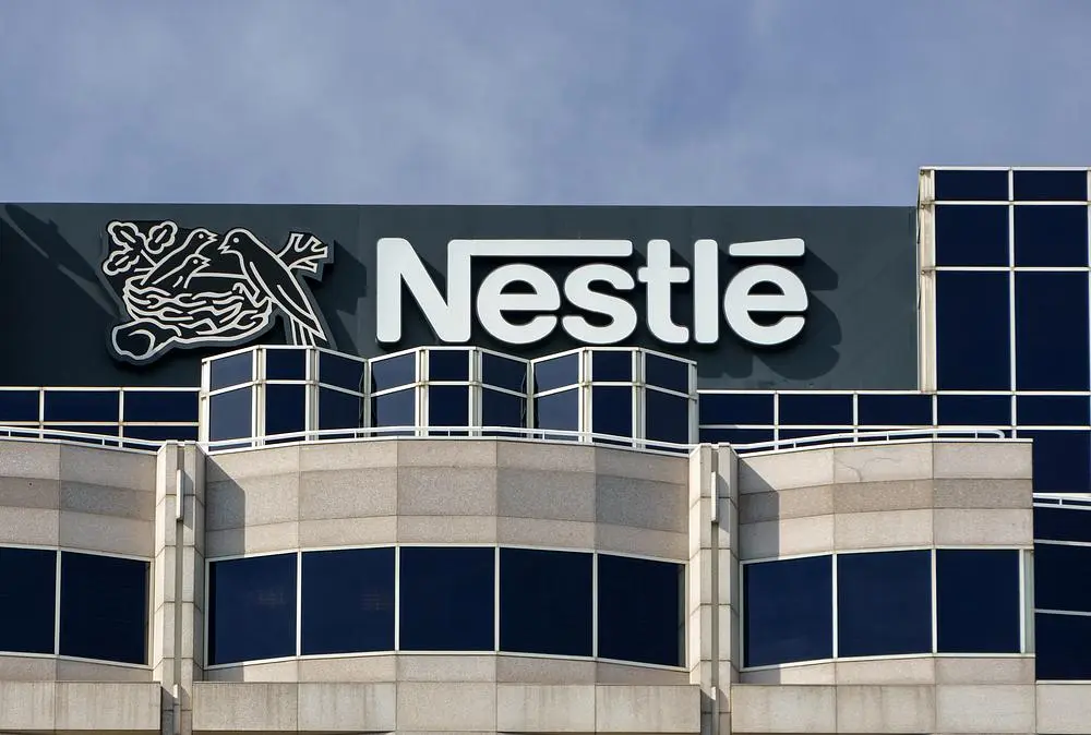 Nestlé: Αύξηση πωλήσεων παρά τις αυξήσεις τιμών σε Kit-Kat και Nespresso