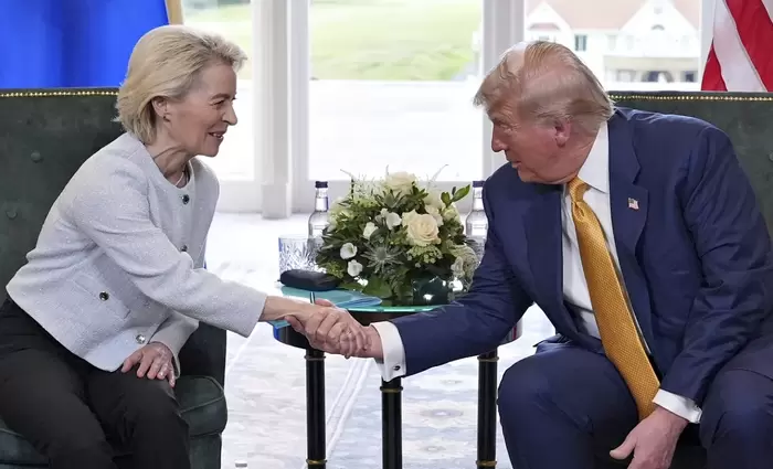 Συμφωνία ΗΠΑ–ΕΕ για δασμούς 15%: Αποφεύχθηκε η καταστροφή, αλλά...