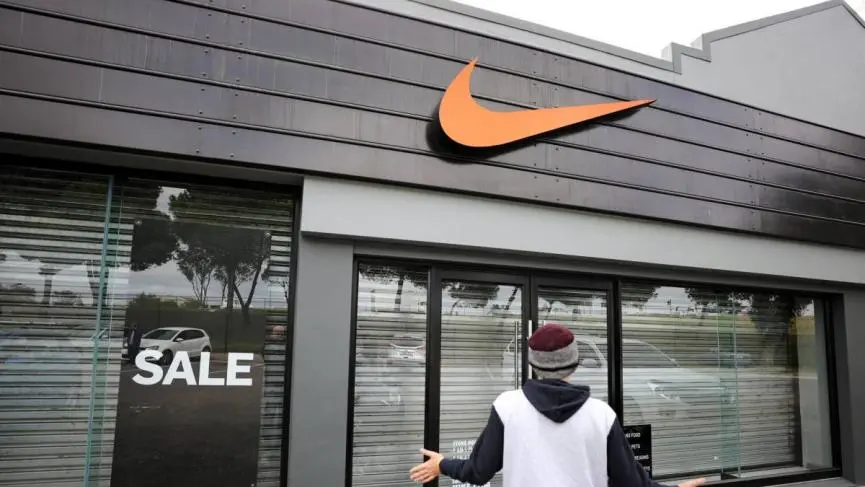 Nike: Επανακτά κεντρική θέση στα καταστήματα Foot Locker μετά από χρόνια