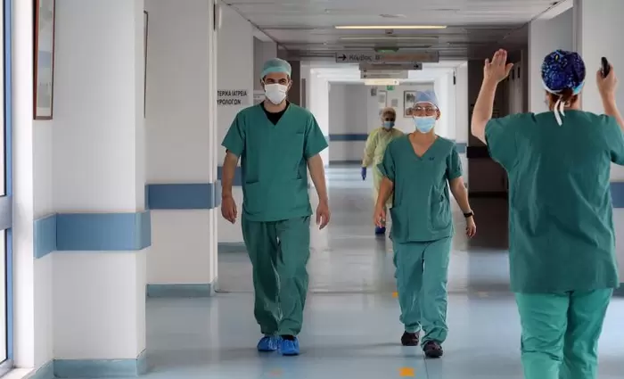 Ξεμένει από νοσηλευτές η Κύπρος: «Από το 2020 φωνάζαμε…»