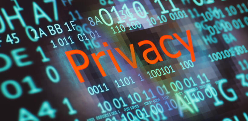 Συζήτηση για την ελευθερία του λόγου και τα προσωπικά δεδομένα (vid)