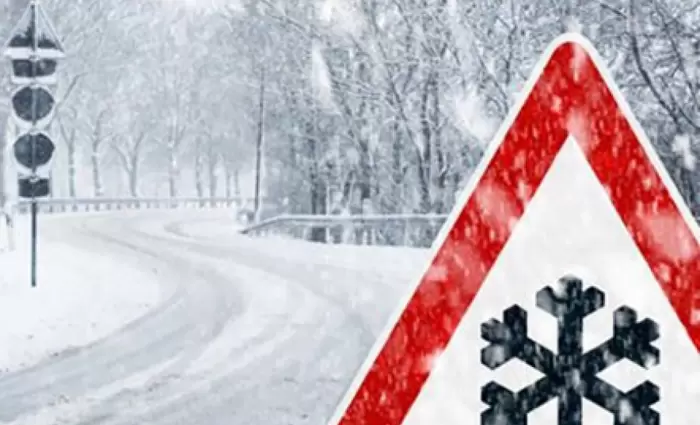 Βαθιά το χέρι στις τσέπες εξαιτίας της βαρυχειμωνιάς