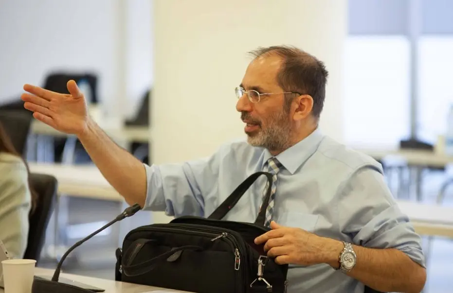 Ελλιπείς ελέγχους & «διπλωματικές δαπάνες» εντόπισε ο Οδυσσέας στο ΥΠΕΞ