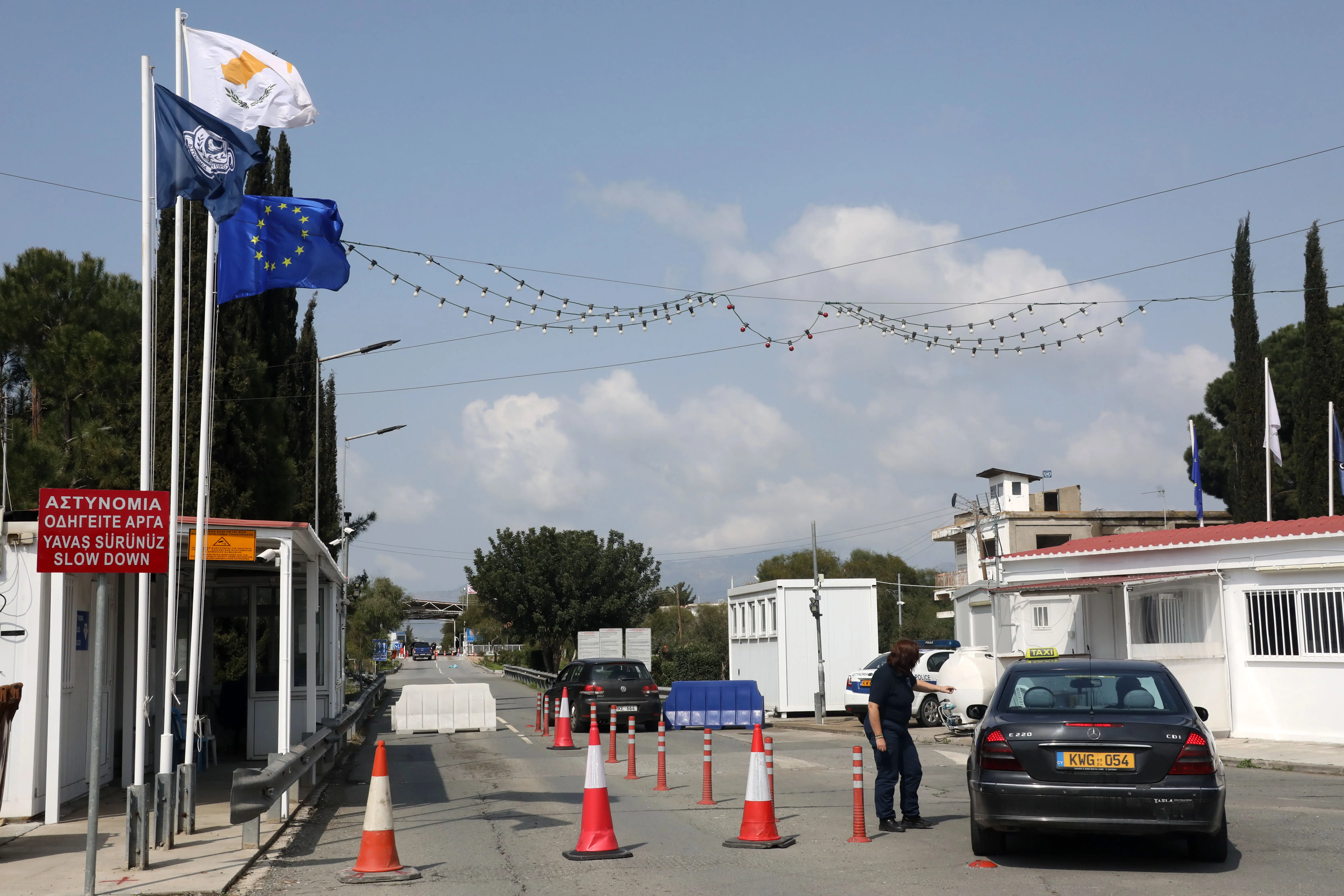 Οικόπεδα στον κατεχόμενο Άγιο Δομέτιο παραχωρεί το ψευδοκράτος