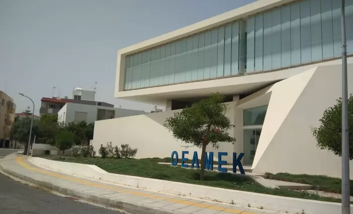 ΟΕΛΜΕΚ: Ετοιμάζει μαζικές προσφυγές για τις αποκοπές μισθών