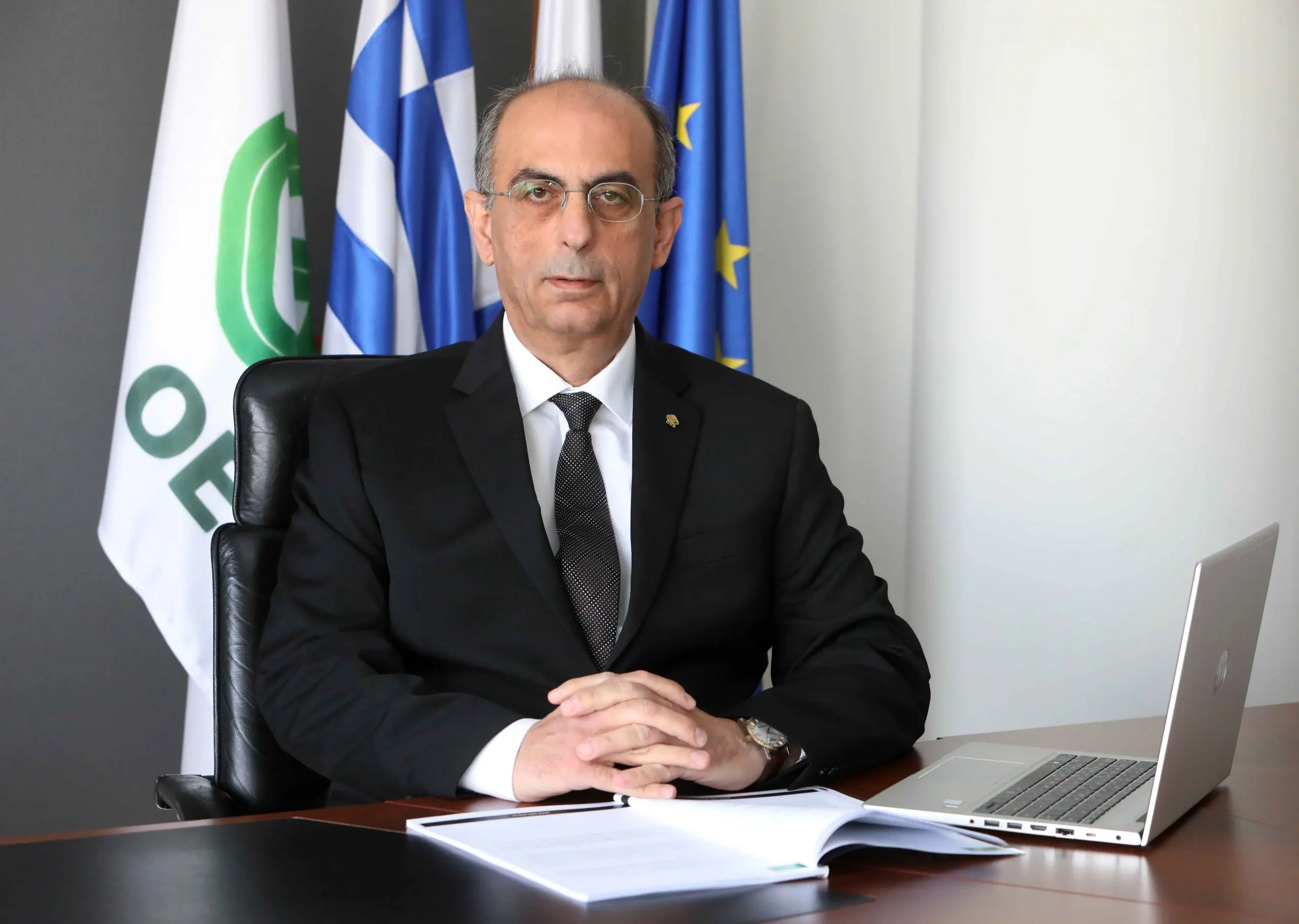 Ανησυχία ΟΕΒ για αύξηση ανελαστικών δαπανών και κόστους χρήματος