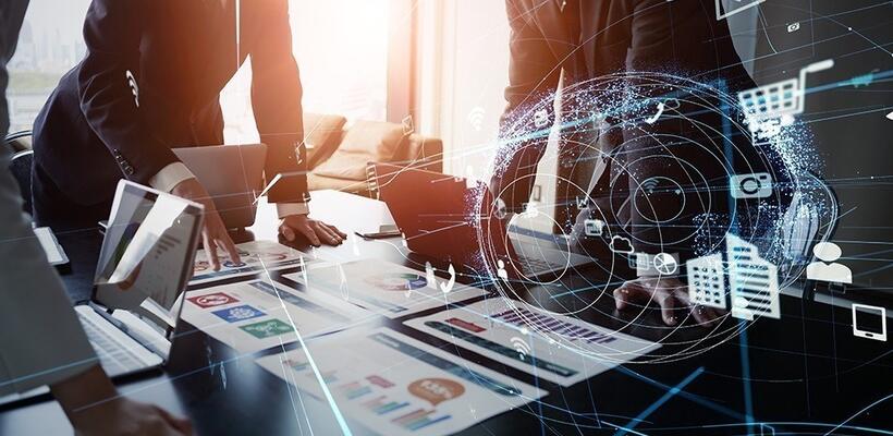 Τεχνητή νοημοσύνη στο HR: Οι επαναστατικές αλλαγές σε προσλήψεις και αξιολογήσεις