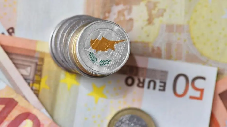 Σχεδόν ισοζυγισμένα τα δημόσια οικονομικά - Στα €11,4 εκ. το έλλειμμα