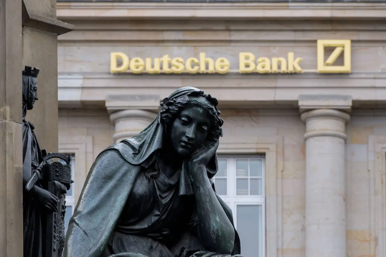 Deutsche Bank: Η ΕΚΤ θα αυξήσει τα επιτόκια το 2022