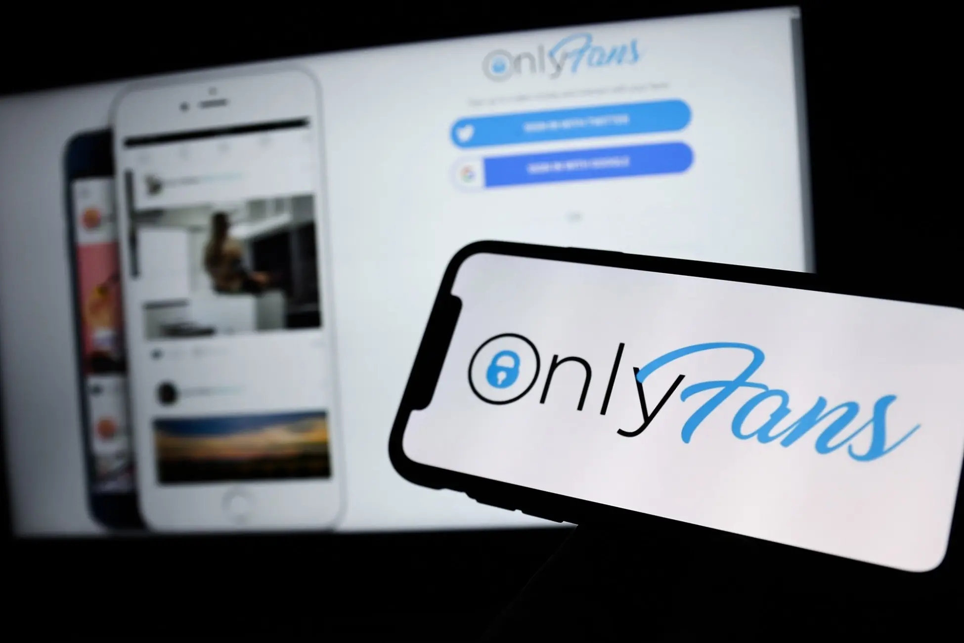 OnlyFans: Mέρισμα ρεκόρ $701 εκατ. στον ιδιοκτήτη της ενόψει πιθανής πώλησης $8 δισ.