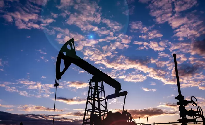 Πετρέλαιο: Προειδοποιητικά σημάδια από την αγορά