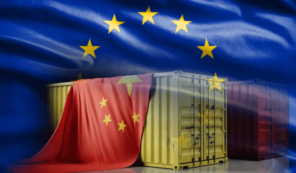 EE: Μελετά κυρώσεις κατά της Κίνας για την ενεργειακή συνεργασία με τη Ρωσία