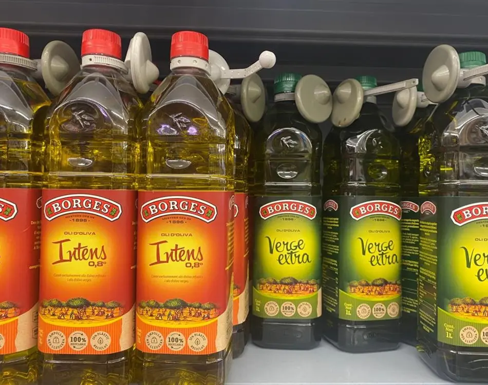 Πρωτοφανές! Βάζουν αντικλεπτικά στο ελαιόλαδο, με τις τιμές στα ύψη