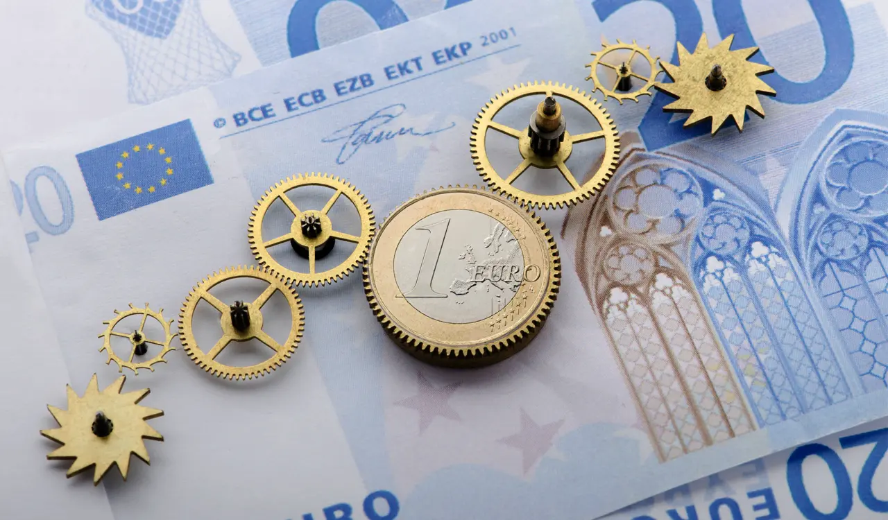 Γιατί καταγγέλλει η Κομισιόν την Κίνα στον ΠΟΕ