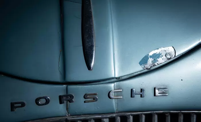 Στο σφυρί η σπανιότερη και παλαιότερη Porsche (pics)