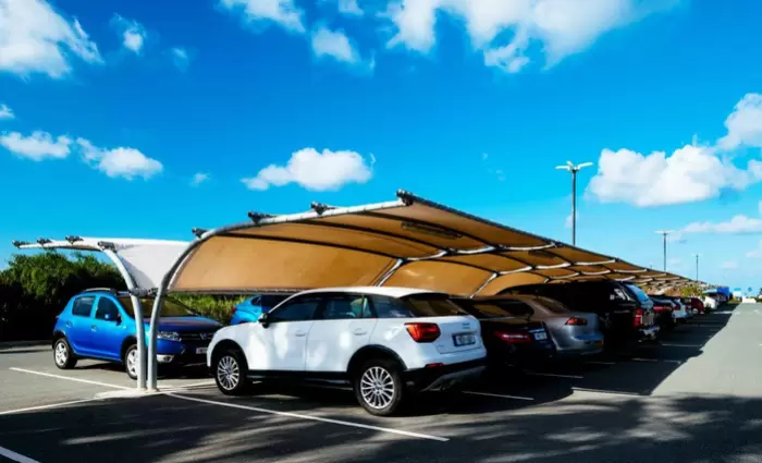 Νέες 210 θέσεις στάθμευσης στο αεροδρόμιο Πάφου