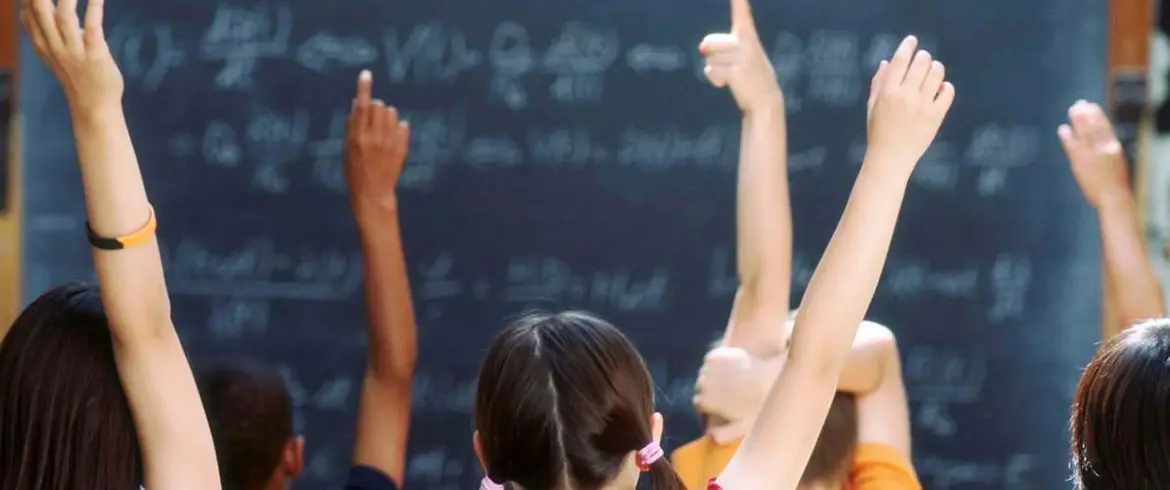 Έντονες παρασκηνιακές διαπραγματεύσεις για την παιδεία