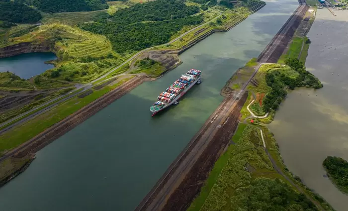 Πώς ο Τραμπ «ξηλώνει» την παρουσία της Κίνας στη Νότια Αμερική