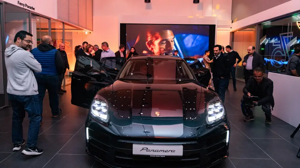 Τα μοναδικά αποκαλυπτήρια της νέας Porsche Panamera