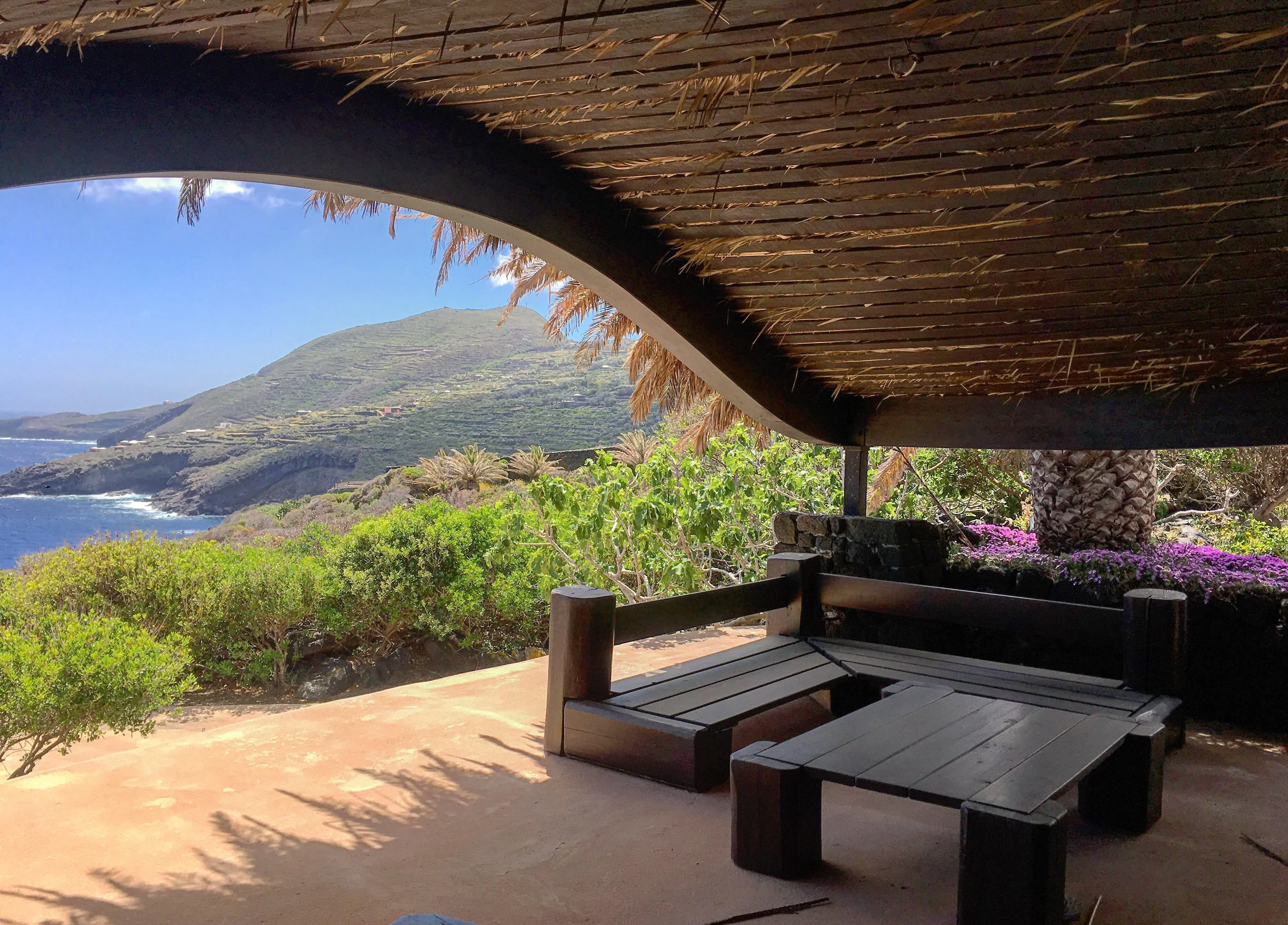 Παντελλερία: Το μικρό νησί με τον Armani τον διασημότερο κάτοικό του