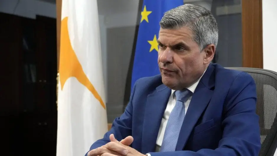 Απάντηση του Υπ. Ενέργειας στα παράπονα για τα φωτοβολταϊκά