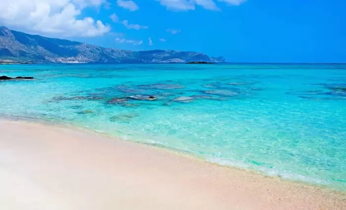 Δύο ελληνικές παραλίες ανάμεσα στις κορυφαίες του κόσμου για γυμνιστές