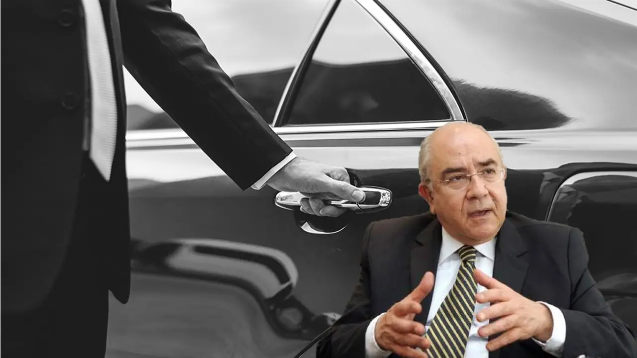 Απαντά ο Ομήρου για ωφελήματα - Τι λέει για γραμματέα και αυτοκίνητο