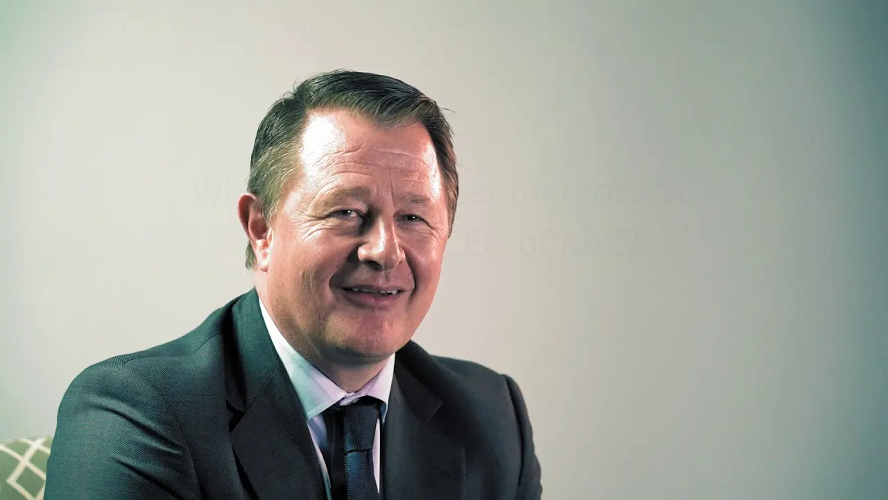 Παραιτήθηκε ο Πάτρικ Τζόν Χούρικαν 