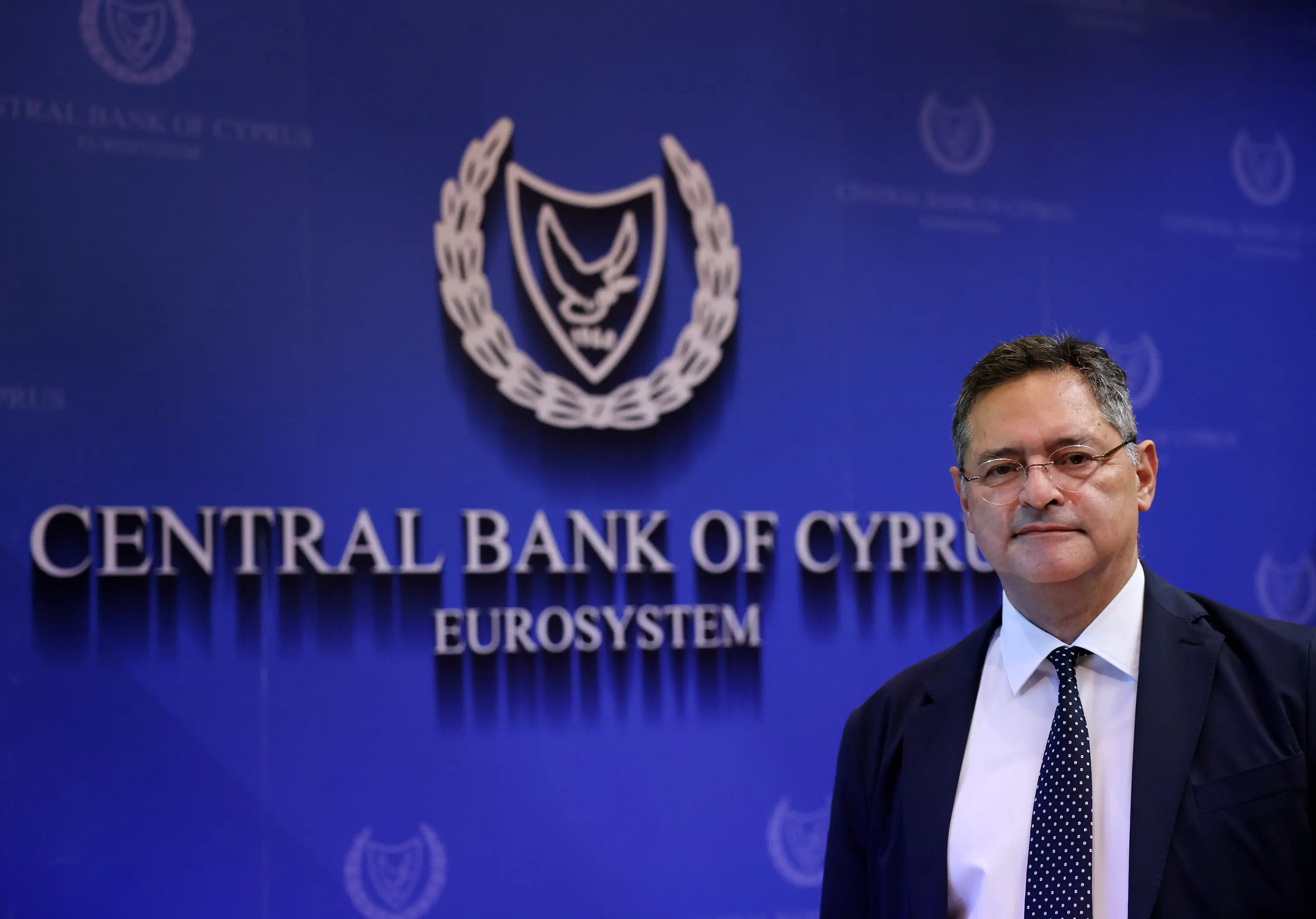 Παρέμβαση διοικητή ΚΤΚ για δασμούς – Ζητά σύνεση και ευελιξία από τράπεζες και κράτος