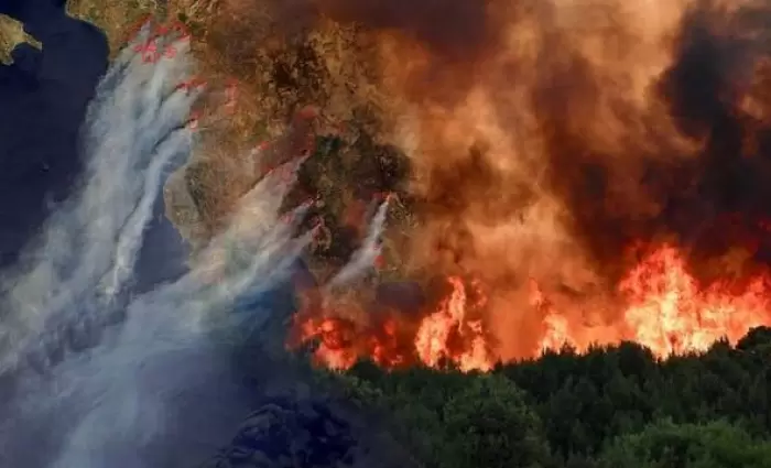 FT: Η Μεσόγειος φλέγεται με 1100 πυρκαγιές (ΧΑΡΤΕΣ - ΠΙΝΑΚΕΣ)