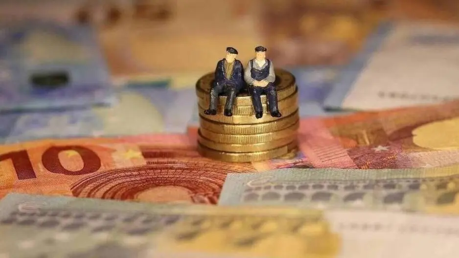 Ξανά στο τραπέζι το πέναλτι 12% στις συντάξεις