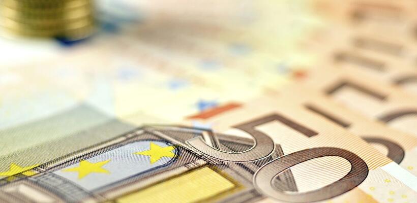 Μειώθηκαν οι καταθέσεις στις τράπεζες της Κύπρου τον Απρίλιο