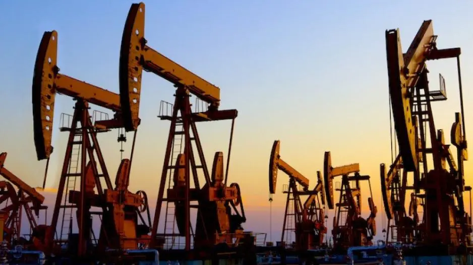 «Το πετρέλαιο υποχωρεί στα 40 δολ.» -  Οι πιθανές εκπλήξεις στις αγορές για το 2023