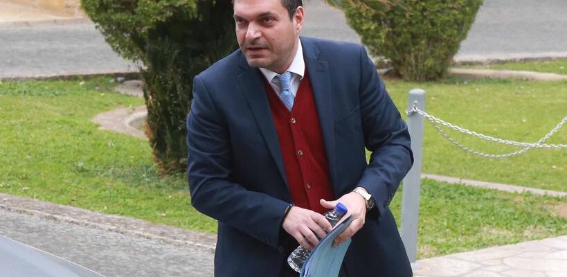 ΥΠΟΙΚ: Γιατί πρέπει να ψηφιστούν τα νομοσχέδια για τις δόσεις