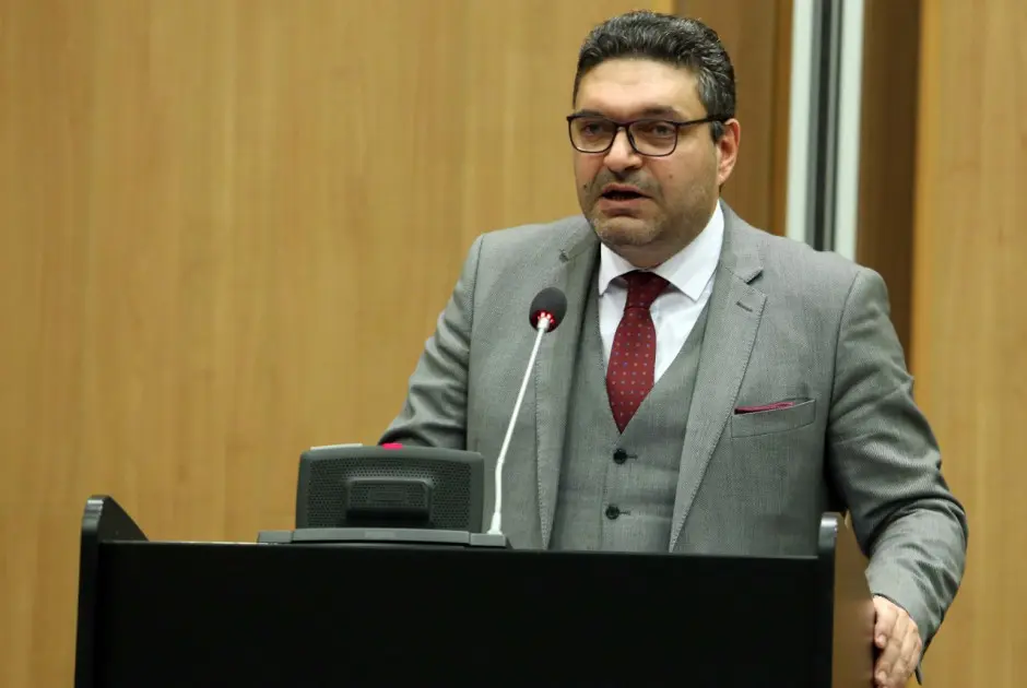 Η τοποθέτηση του ΥΠΟΙΚ στο πολιτικό γραφείο του ΔΗΣΥ