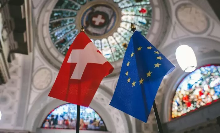 Ελβετία: 3 στις 10 εταιρείες «μετακομίζουν» εντός ΕΕ λόγω δασμών Τραμπ