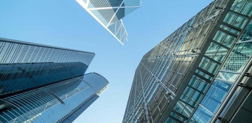 Στεγαστική κρίση: Οι πολυκατοικίες στις ΗΠΑ μεγαλώνουν και ψηλώνουν