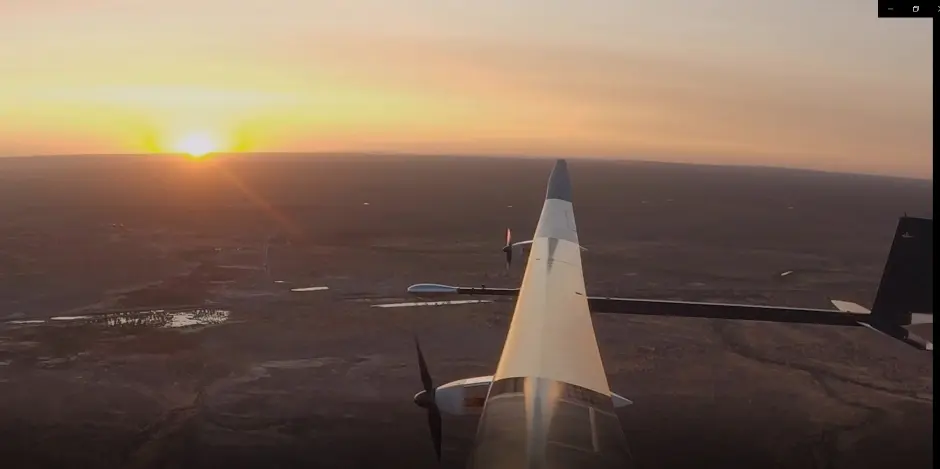 Η πρώτη πτήση με ενέργεια μόνο από τον ήλιο