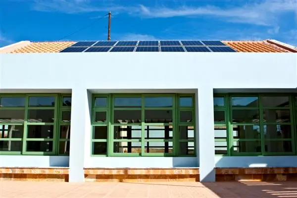 Μπήκαν φωτοβολταϊκά σε 405 σχολεία παγκύπρια - Η ανακοίνωση του Υπ. Παιδείας