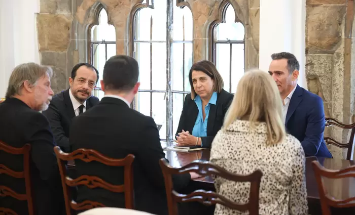 Έπεσαν οι υπογραφές στο Προεδρικό – Μνημόνιο συνεργασίας μεταξύ ΙδΕΚ και Tenstorrent