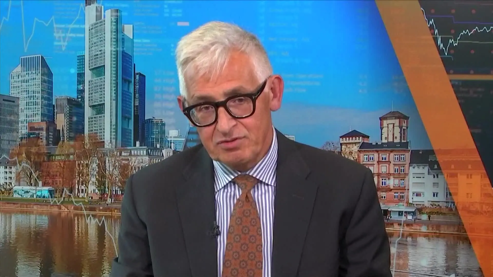 Τσιπολόνε: Σταθερά τα επιτόκια της ΕΚΤ – Ισορροπημένοι οι κίνδυνοι στον πληθωρισμό