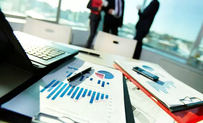 Επιβραδύνεται η επιχειρηματική δραστηριότητα στην ευρωζώνη 