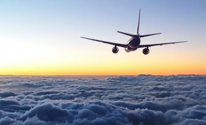 Διακοπές στην Ευρώπη: Επιβραδύνεται η ζήτηση από ΗΠΑ, ενισχύεται από Ασία