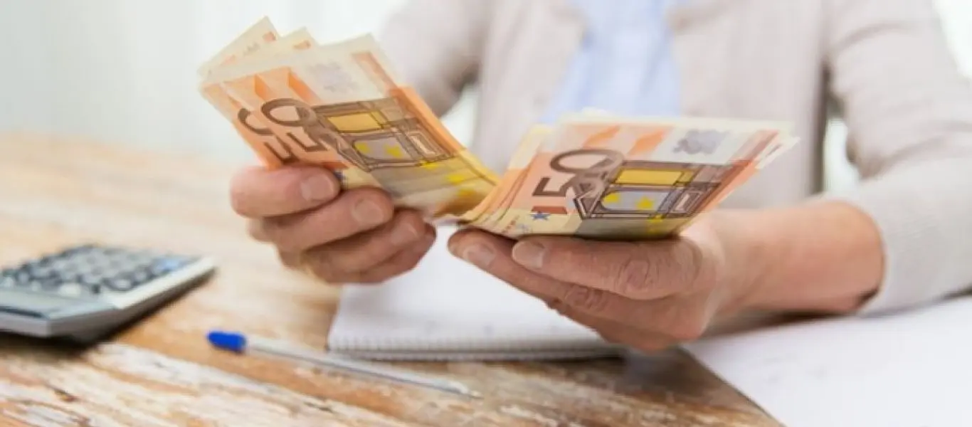 Με 3 ισόποσες δόσεις η καταβολή του ΦΠΑ