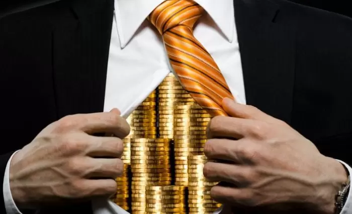 Στηλιτεύουν την αύξηση του πλούτου των δισεκατομμυριούχων