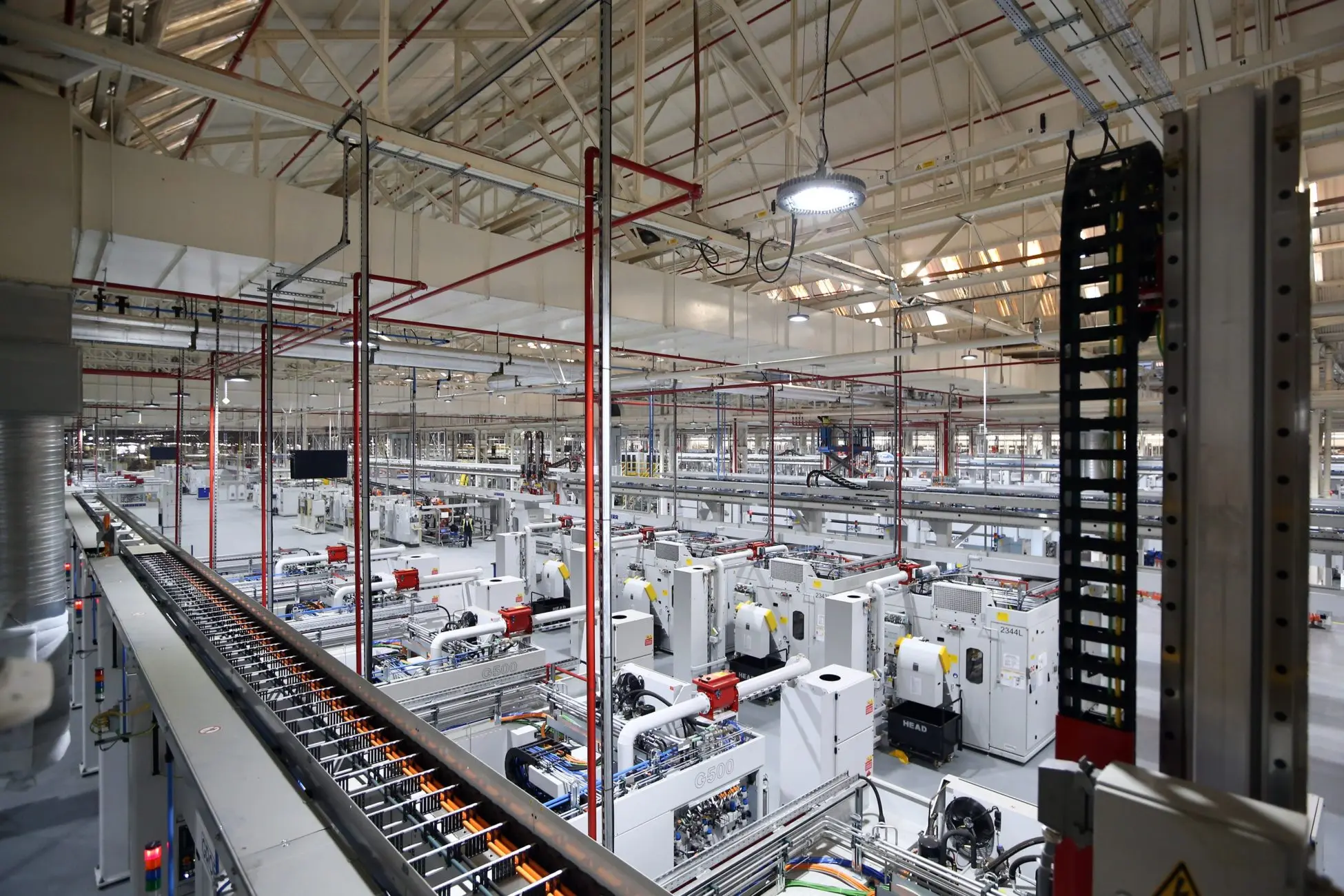 Ανάκαμψη στον γερμανικό ιδιωτικό τομέα – Κοντά στην έξοδο από την ύφεση η μεταποίηση